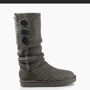 UGG Classic Caddy Knit Boots in Grey